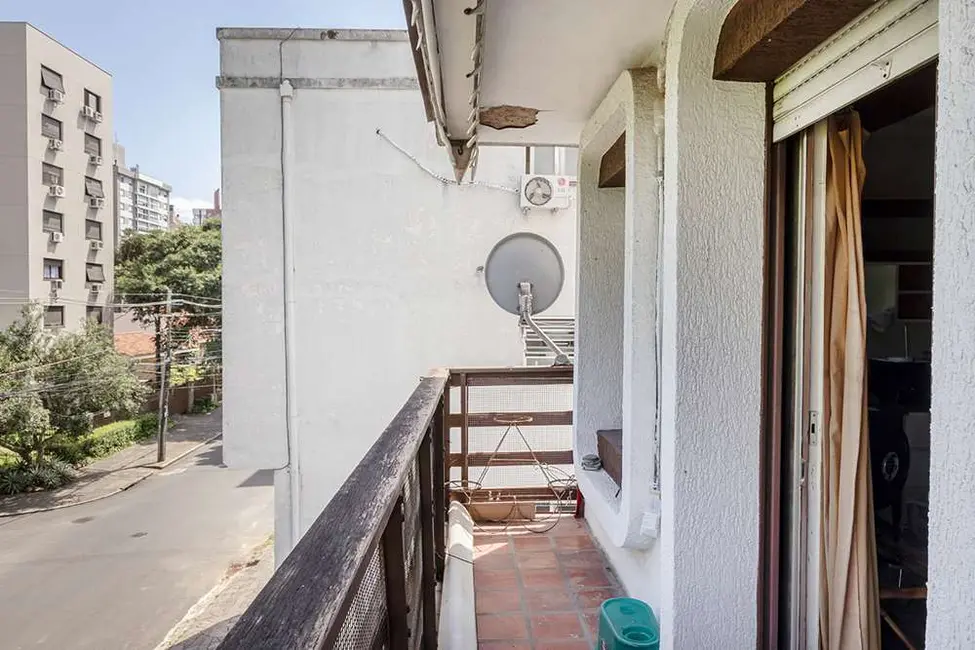 Foto 2 de Apartamento com 2 quartos à venda, 133m2 em Petrópolis, Porto Alegre - RS