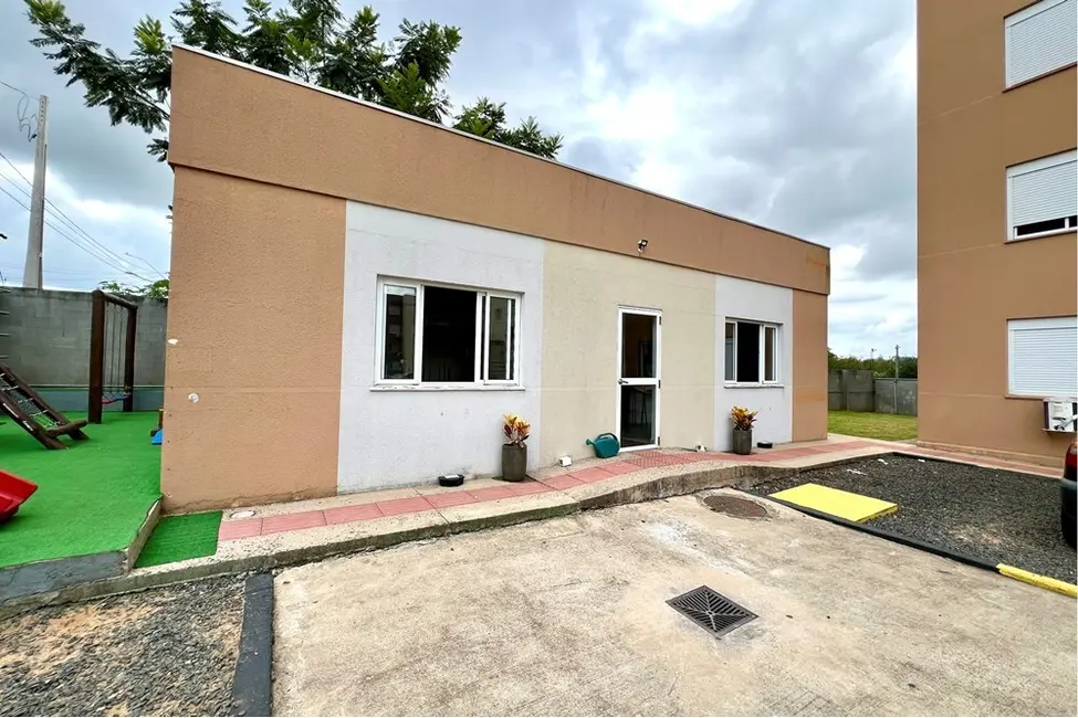 Foto 3 de Apartamento com 2 quartos à venda, 50m2 em Olaria, Canoas - RS