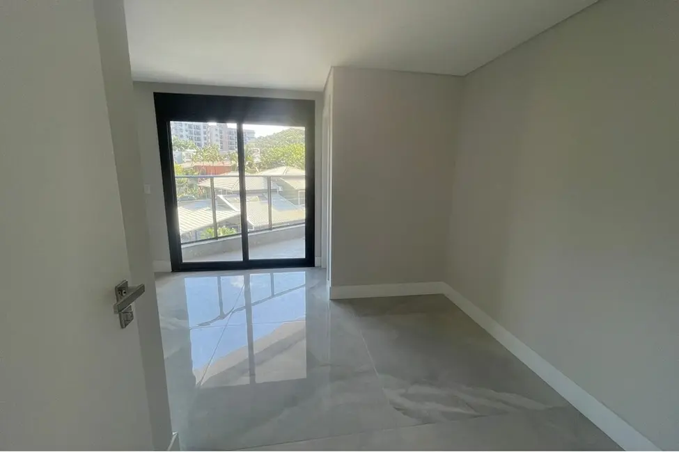 Cobertura com 3 quartos à venda, 166m2 em Praia dos Amores, Balneario Camboriu - SC - imagem 7 Foto 7 de Cobertura com 3 quartos à venda, 166m2 em Praia dos Amores, Balneario Camboriu - SC