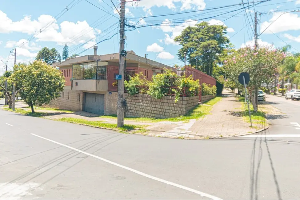 Foto 4 de Casa com 3 quartos à venda, 298m2 em Chácara das Pedras, Porto Alegre - RS