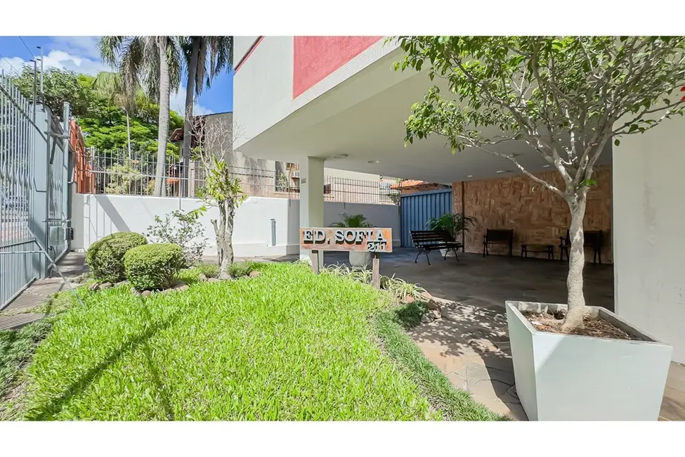 Foto 2 de Cobertura com 3 quartos à venda, 185m2 em Passo da Areia, Porto Alegre - RS