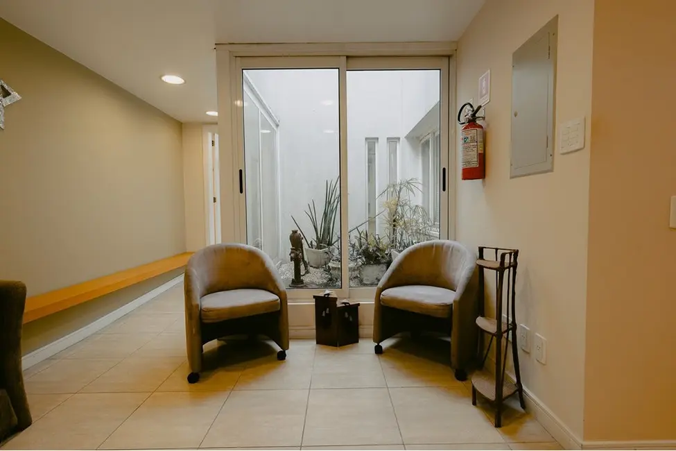 Foto 3 de Prédio Inteiro à venda, 395m2 em Rio Branco, Porto Alegre - RS