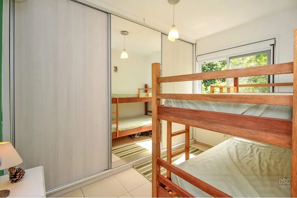 Apartamento com 2 quartos à venda, 55m2 em Guarujá, Porto Alegre - RS - imagem 4 Foto 4 de Apartamento com 2 quartos à venda, 55m2 em Guarujá, Porto Alegre - RS