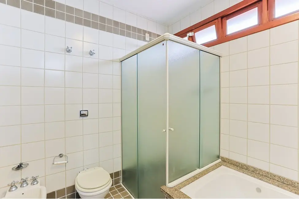 Casa com 5 quartos à venda, 308m2 em Córrego Grande, Florianopolis - SC - imagem 8 Foto 8 de Casa com 5 quartos à venda, 308m2 em Córrego Grande, Florianopolis - SC