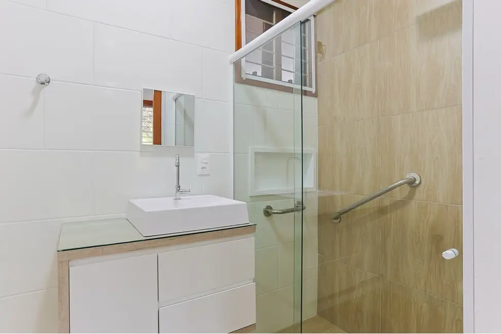 Casa com 5 quartos à venda, 308m2 em Córrego Grande, Florianopolis - SC - imagem 4 Foto 4 de Casa com 5 quartos à venda, 308m2 em Córrego Grande, Florianopolis - SC