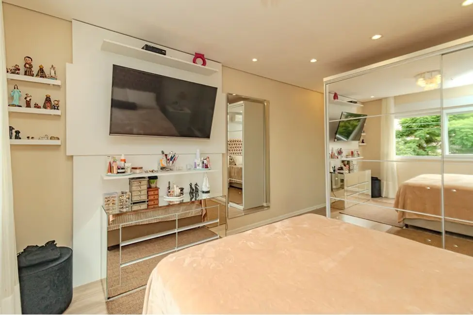 Foto 4 de Apartamento com 2 quartos à venda, 74m2 em Cristo Redentor, Porto Alegre - RS