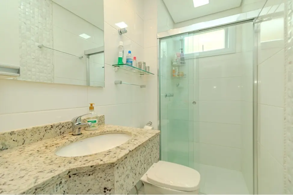 Foto 3 de Apartamento com 2 quartos à venda, 74m2 em Cristo Redentor, Porto Alegre - RS