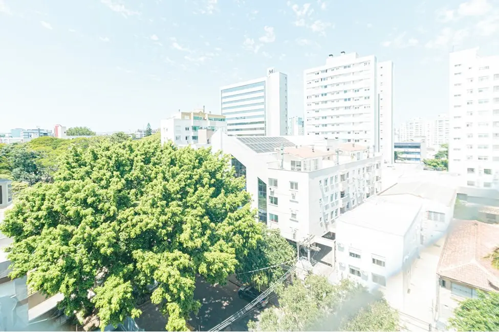 Apartamento com 3 quartos à venda, 81m2 em Passo da Areia, Porto Alegre - RS - imagem 8 Foto 8 de Apartamento com 3 quartos à venda, 81m2 em Passo da Areia, Porto Alegre - RS