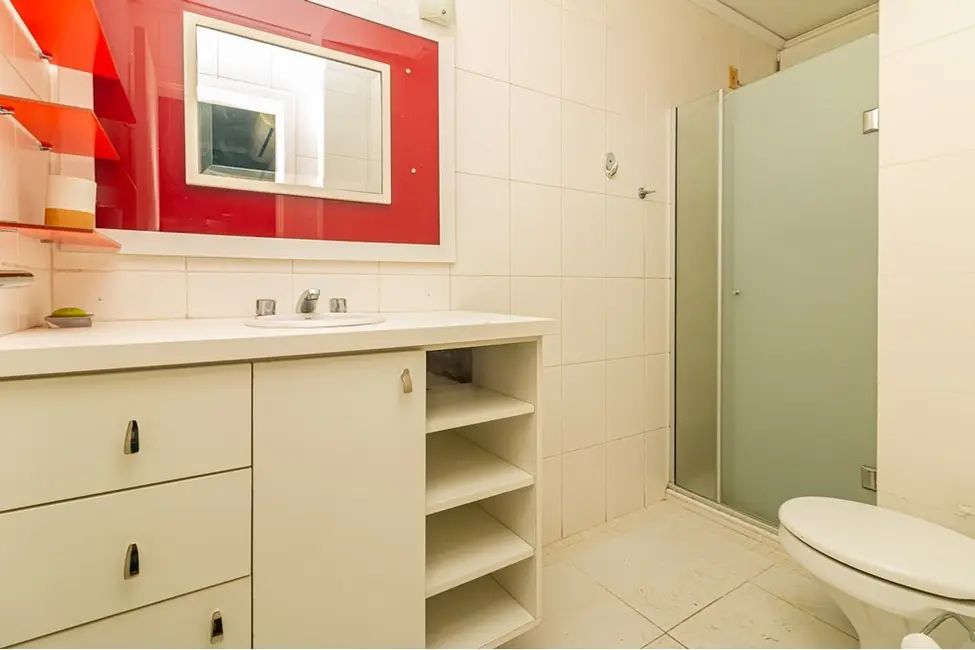 Apartamento com 1 quarto à venda, 51m2 em Petrópolis, Porto Alegre - RS - imagem 6 Foto 6 de Apartamento com 1 quarto à venda, 51m2 em Petrópolis, Porto Alegre - RS
