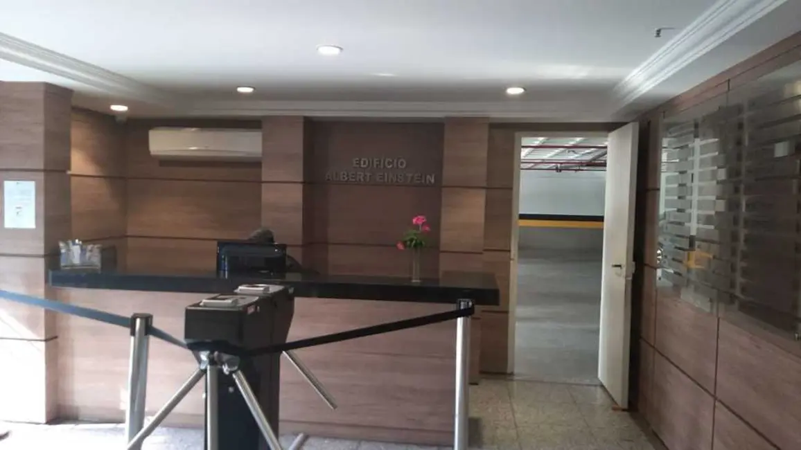 Foto 2 de Sala Comercial à venda, 46m2 em Santana, Porto Alegre - RS