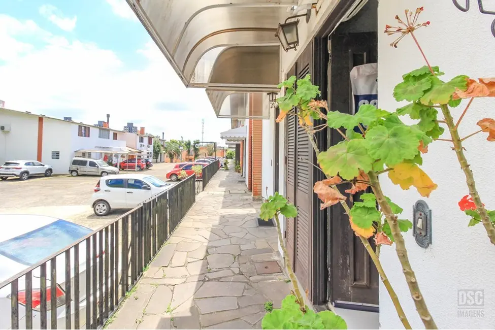 Casa com 2 quartos à venda, 84m2 em Morro Santana, Porto Alegre - RS - imagem 3 Foto 3 de Casa com 2 quartos à venda, 84m2 em Morro Santana, Porto Alegre - RS