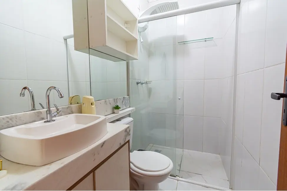 Casa com 3 quartos à venda, 111m2 em Igara, Canoas - RS - imagem 8 Foto 8 de Casa com 3 quartos à venda, 111m2 em Igara, Canoas - RS