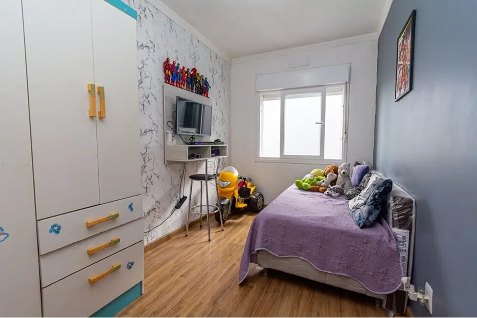 Casa com 3 quartos à venda, 111m2 em Igara, Canoas - RS - imagem 7 Foto 7 de Casa com 3 quartos à venda, 111m2 em Igara, Canoas - RS