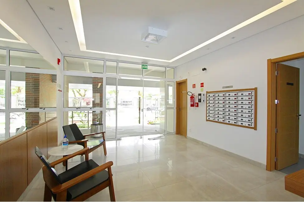 Apartamento com 3 quartos à venda, 104m2 em Petrópolis, Porto Alegre - RS - imagem 8 Foto 8 de Apartamento com 3 quartos à venda, 104m2 em Petrópolis, Porto Alegre - RS
