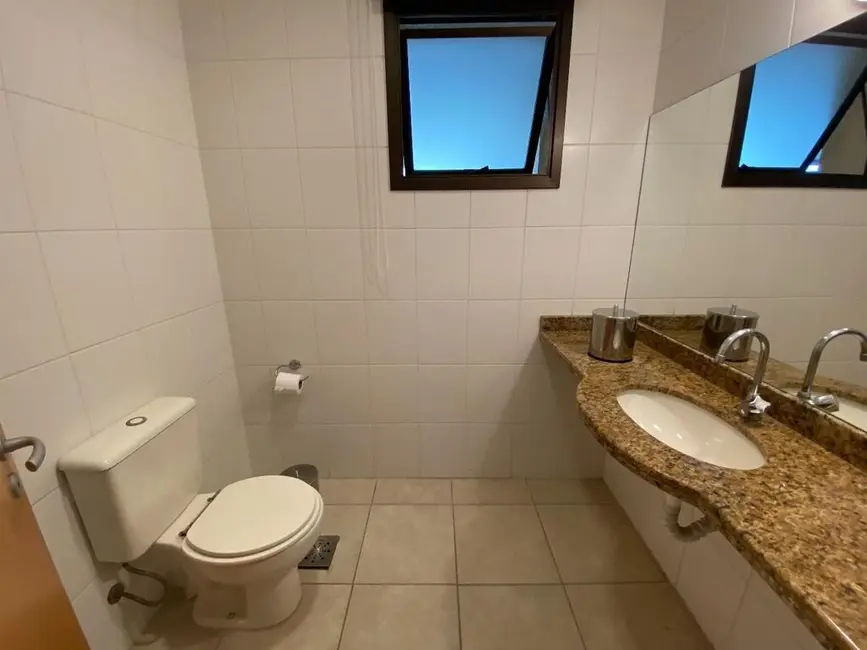 Apartamento com 3 quartos à venda, 115m2 em Mont Serrat, Porto Alegre - RS - imagem 8 Foto 8 de Apartamento com 3 quartos à venda, 115m2 em Mont Serrat, Porto Alegre - RS