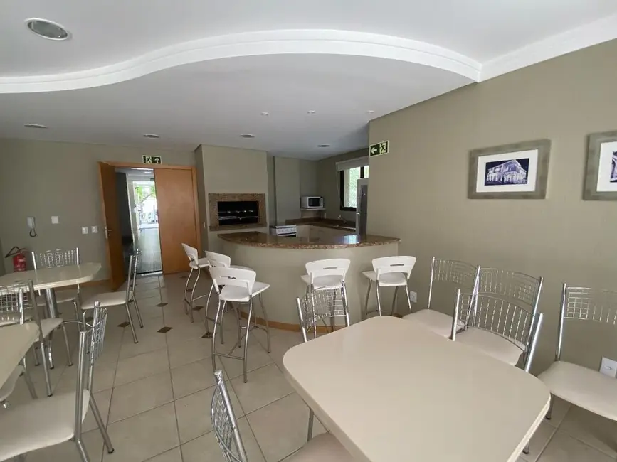 Apartamento com 3 quartos à venda, 115m2 em Mont Serrat, Porto Alegre - RS - imagem 5 Foto 5 de Apartamento com 3 quartos à venda, 115m2 em Mont Serrat, Porto Alegre - RS