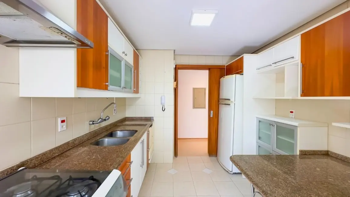 Foto 7 de Apartamento com 3 quartos à venda, 117m2 em Higienópolis, Porto Alegre - RS