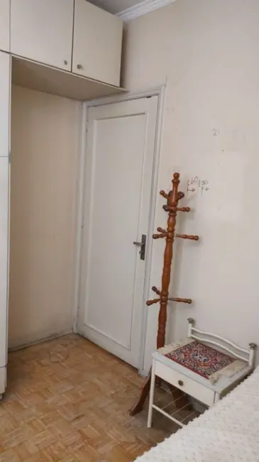 Foto 6 de Apartamento com 3 quartos à venda, 105m2 em São João, Porto Alegre - RS