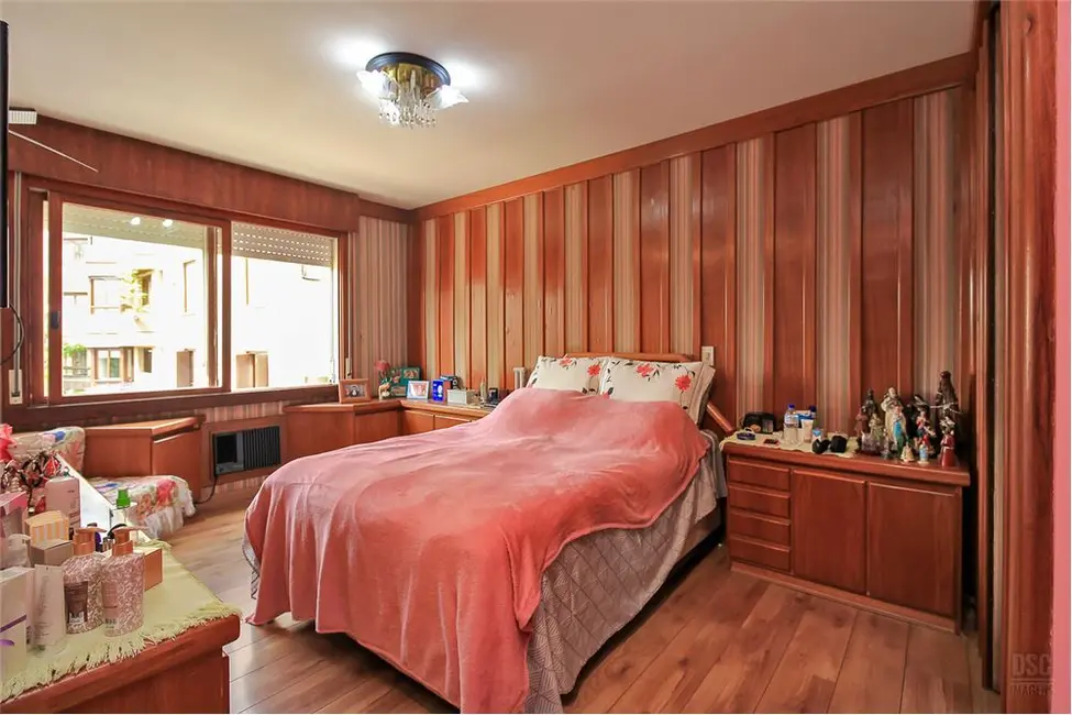Foto 2 de Apartamento com 4 quartos à venda, 217m2 em Higienópolis, Porto Alegre - RS