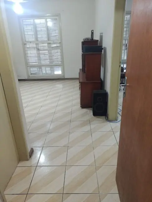 Apartamento com 1 quarto à venda, 47m2 em Teresópolis, Porto Alegre - RS - imagem 5 Foto 5 de Apartamento com 1 quarto à venda, 47m2 em Teresópolis, Porto Alegre - RS
