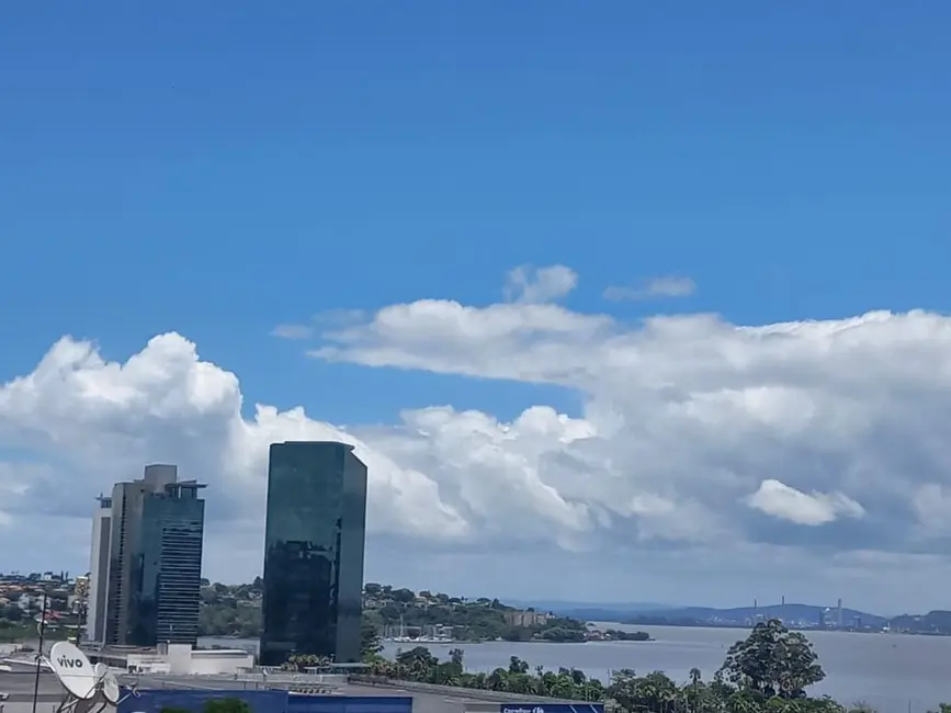 Foto 3 de Apartamento com 2 quartos à venda, 51m2 em Cristal, Porto Alegre - RS