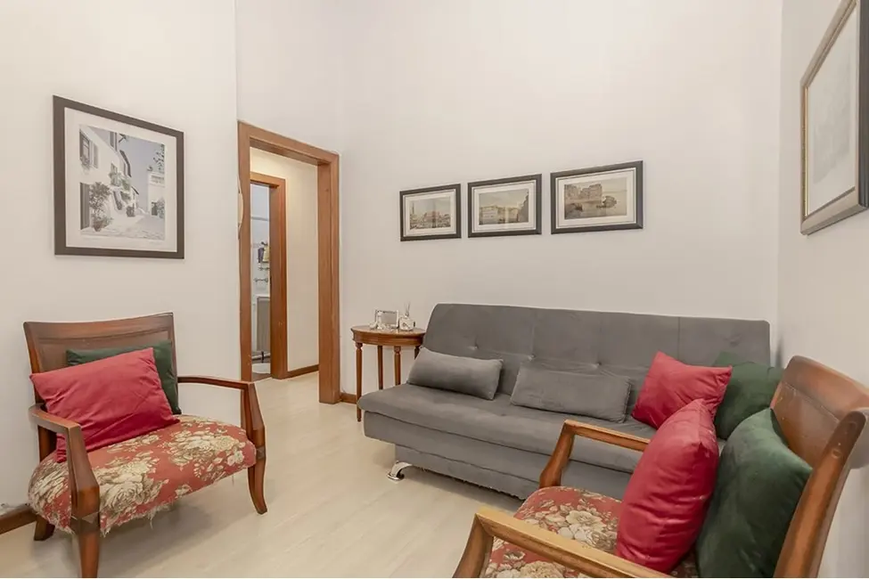 Foto 1 de Apartamento com 2 quartos à venda, 72m2 em Passo da Areia, Porto Alegre - RS