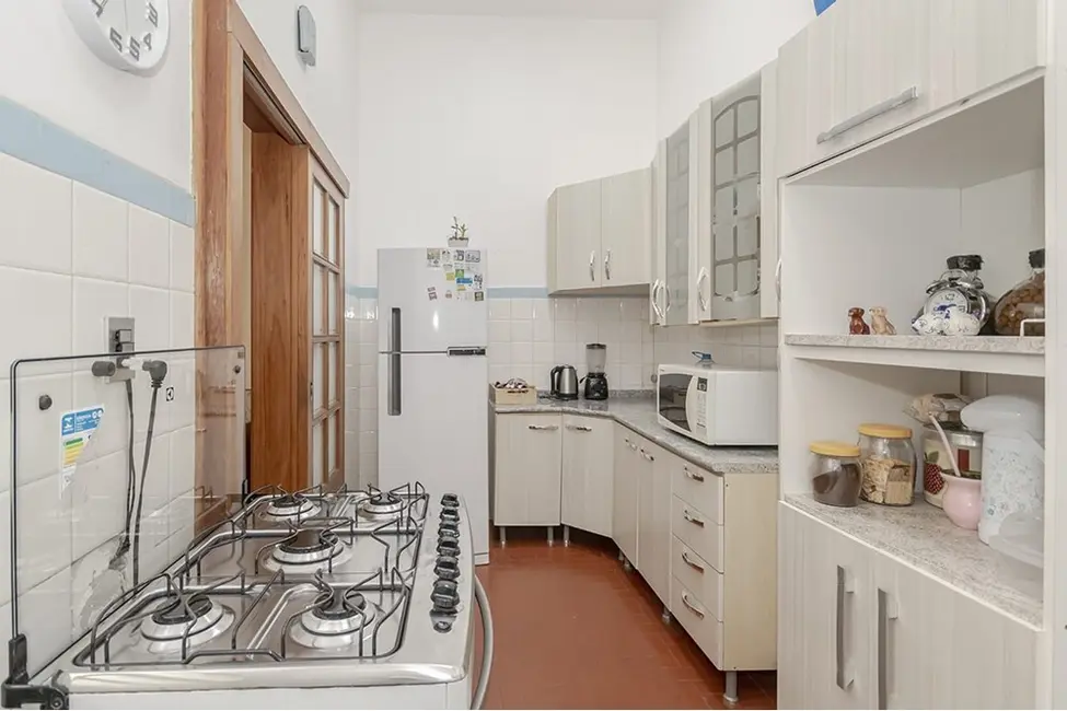 Foto 6 de Apartamento com 2 quartos à venda, 72m2 em Passo da Areia, Porto Alegre - RS