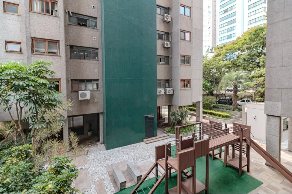 Apartamento com 2 quartos à venda, 101m2 em Bela Vista, Porto Alegre - RS - imagem 8 Foto 8 de Apartamento com 2 quartos à venda, 101m2 em Bela Vista, Porto Alegre - RS