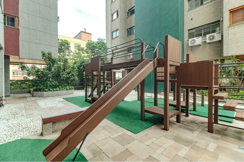 Apartamento com 2 quartos à venda, 101m2 em Bela Vista, Porto Alegre - RS - imagem 9 Foto 9 de Apartamento com 2 quartos à venda, 101m2 em Bela Vista, Porto Alegre - RS