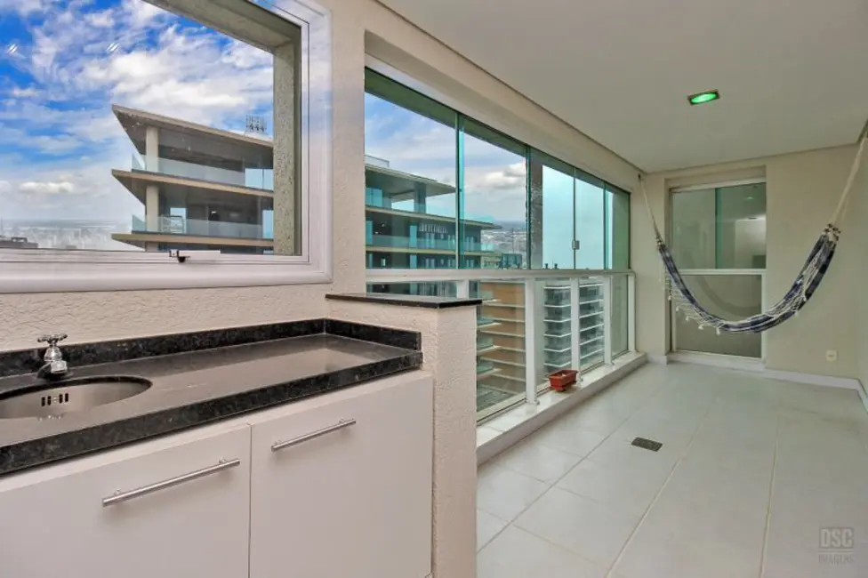 Apartamento com 3 quartos à venda, 165m2 em Bela Vista, Porto Alegre - RS - imagem 9 Foto 9 de Apartamento com 3 quartos à venda, 165m2 em Bela Vista, Porto Alegre - RS