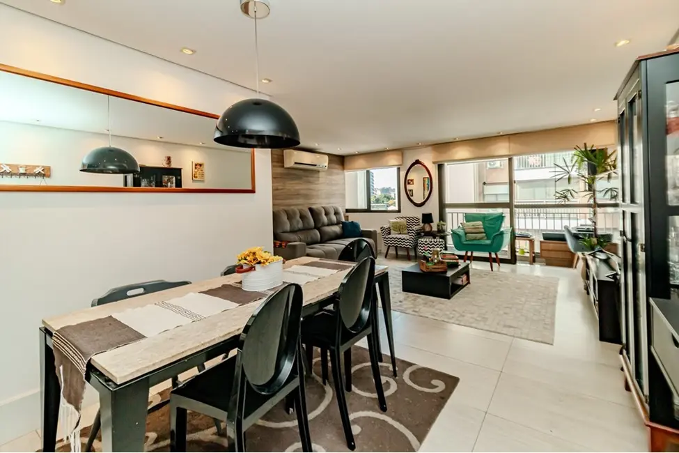 Foto 1 de Apartamento com 3 quartos à venda, 84m2 em Passo da Areia, Porto Alegre - RS