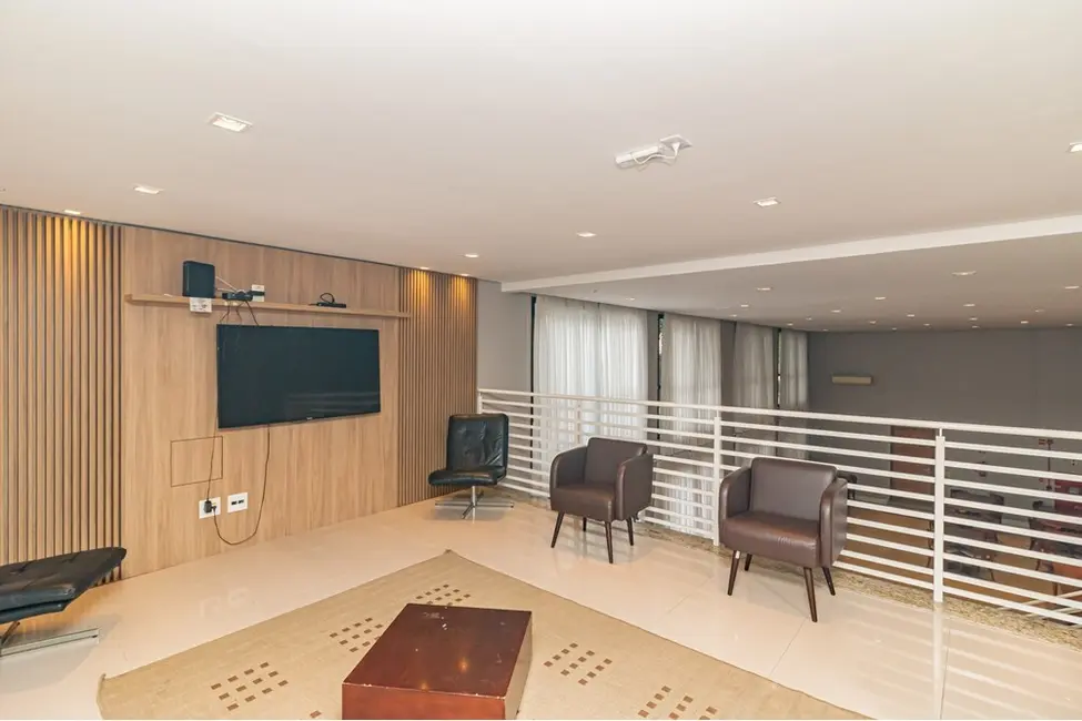 Apartamento com 3 quartos à venda, 84m2 em Passo da Areia, Porto Alegre - RS - imagem 9 Foto 9 de Apartamento com 3 quartos à venda, 84m2 em Passo da Areia, Porto Alegre - RS