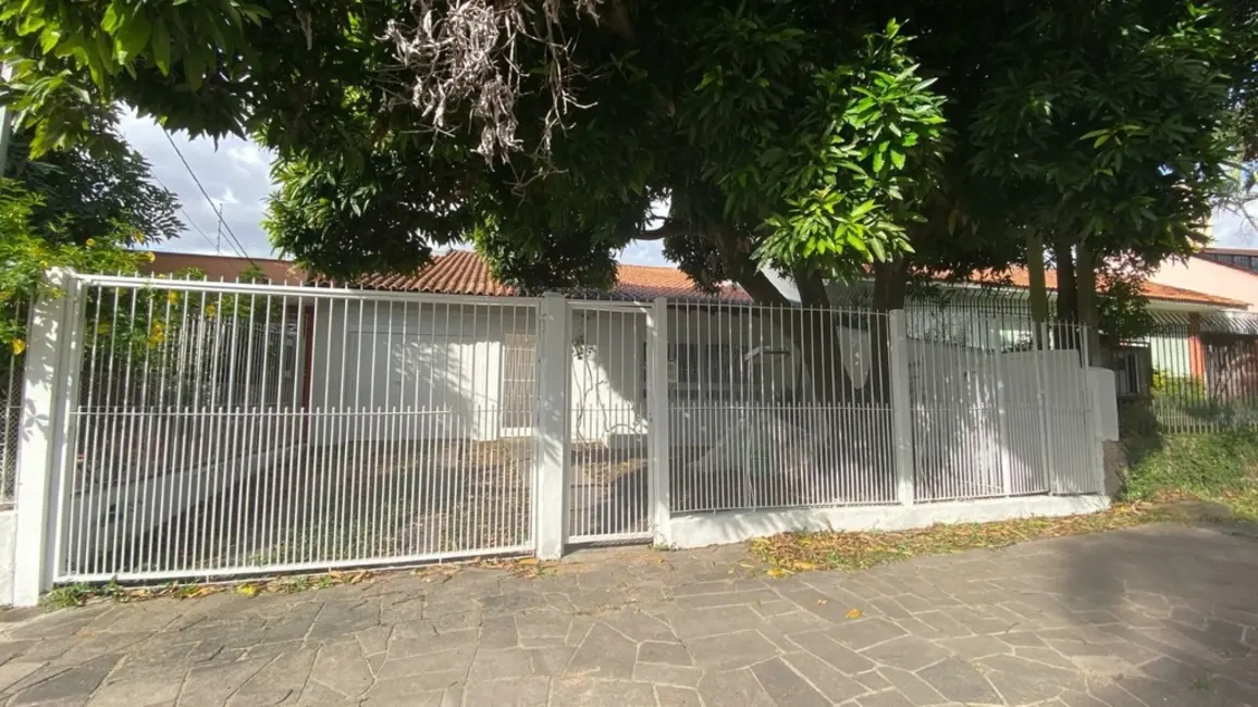 Foto 2 de Casa com 2 quartos à venda, 189m2 em Tristeza, Porto Alegre - RS