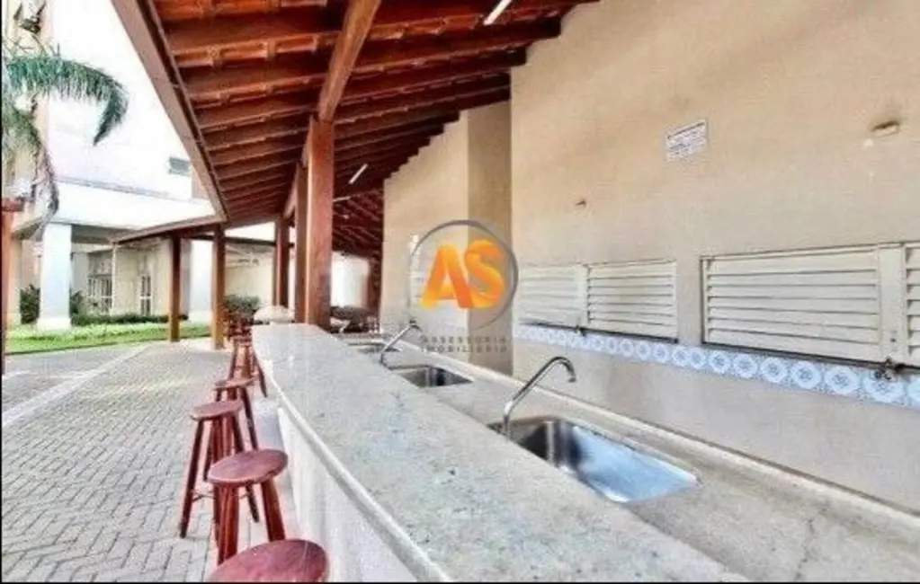 Foto 3 de Apartamento com 2 quartos à venda, 70m2 em Vila Ipiranga, Porto Alegre - RS