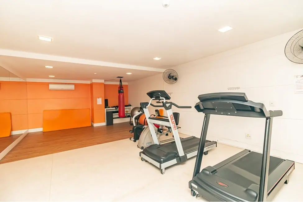 Foto 5 de Apartamento com 3 quartos à venda, 84m2 em Passo da Areia, Porto Alegre - RS