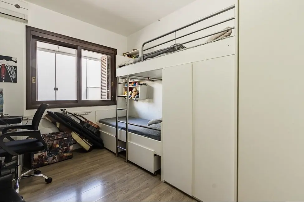 Foto 3 de Apartamento com 3 quartos à venda, 161m2 em Jardim Itu, Porto Alegre - RS