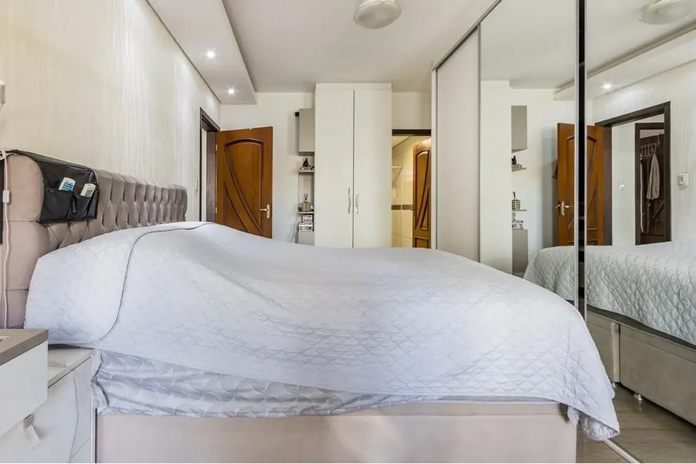 Foto 9 de Apartamento com 3 quartos à venda, 161m2 em Jardim Itu, Porto Alegre - RS