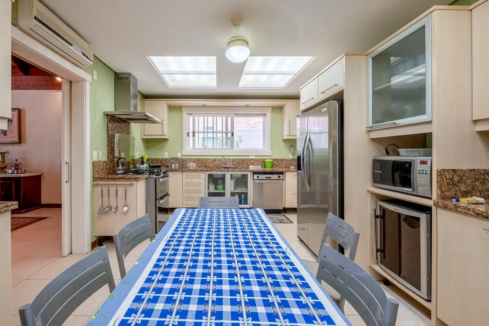 Foto 3 de Casa de Condomínio com 4 quartos à venda, 480m2 em Belém Novo, Porto Alegre - RS