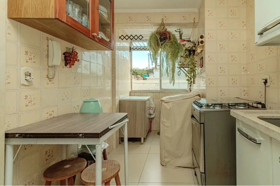 Apartamento com 1 quarto à venda, 46m2 em Passo da Areia, Porto Alegre - RS - imagem 9 Foto 9 de Apartamento com 1 quarto à venda, 46m2 em Passo da Areia, Porto Alegre - RS