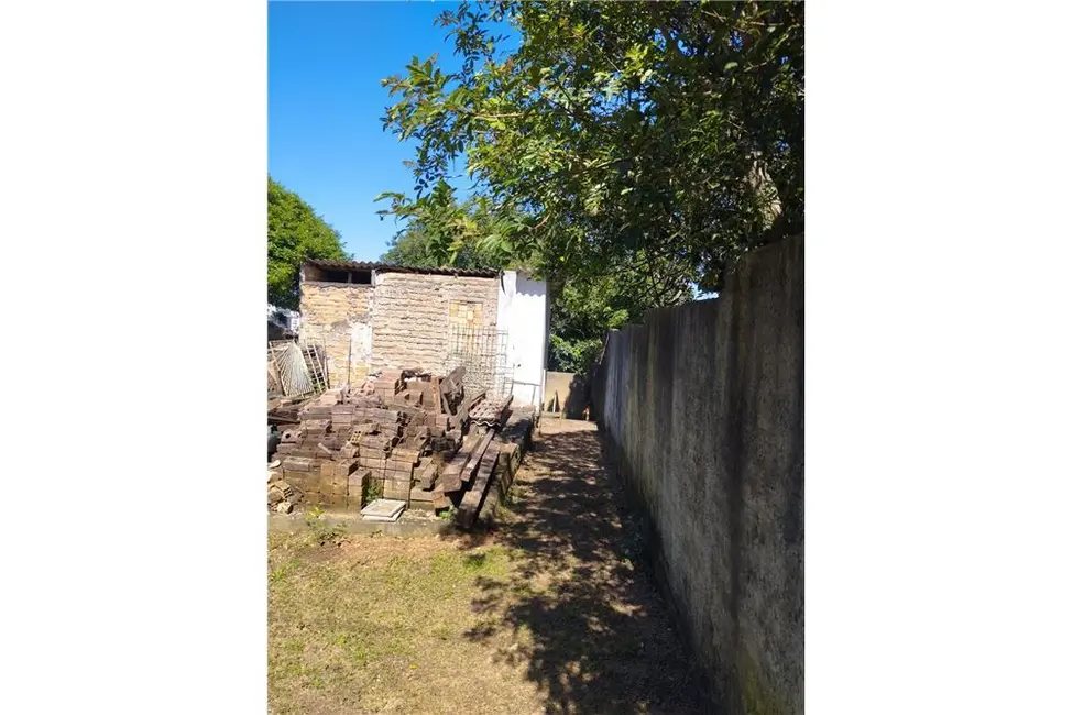 Foto 2 de Terreno / Lote à venda, 896m2 em Camaquã, Porto Alegre - RS