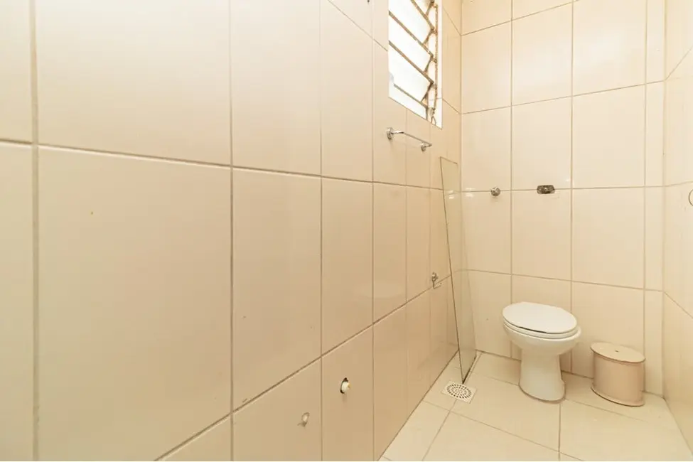 Apartamento com 2 quartos à venda, 68m2 em Higienópolis, Porto Alegre - RS - imagem 9 Foto 9 de Apartamento com 2 quartos à venda, 68m2 em Higienópolis, Porto Alegre - RS