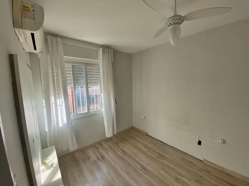 Foto 4 de Apartamento com 1 quarto à venda, 35m2 em Jardim Leopoldina, Porto Alegre - RS