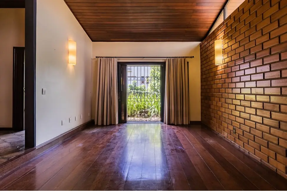 Foto 8 de Casa com 4 quartos à venda, 399m2 em Jardim Lindóia, Porto Alegre - RS