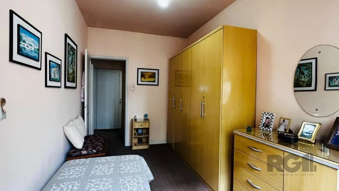 Apartamento com 2 quartos à venda, 76m2 em Centro Histórico, Porto Alegre - RS - imagem 6 Foto 6 de Apartamento com 2 quartos à venda, 76m2 em Centro Histórico, Porto Alegre - RS