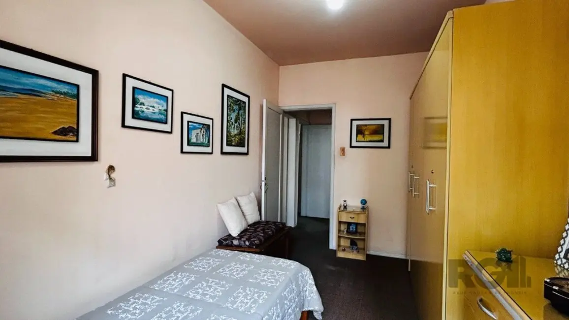 Apartamento com 2 quartos à venda, 76m2 em Centro Histórico, Porto Alegre - RS - imagem 5 Foto 5 de Apartamento com 2 quartos à venda, 76m2 em Centro Histórico, Porto Alegre - RS