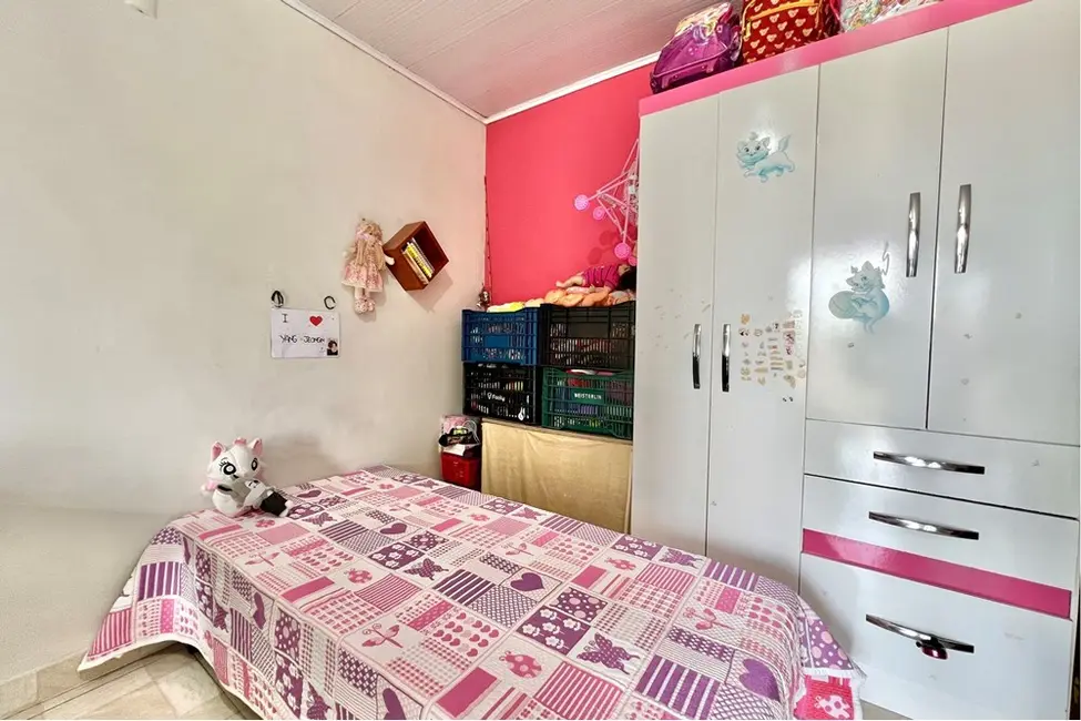 Casa com 4 quartos à venda, 227m2 em Estância Velha, Canoas - RS - imagem 6 Foto 6 de Casa com 4 quartos à venda, 227m2 em Estância Velha, Canoas - RS