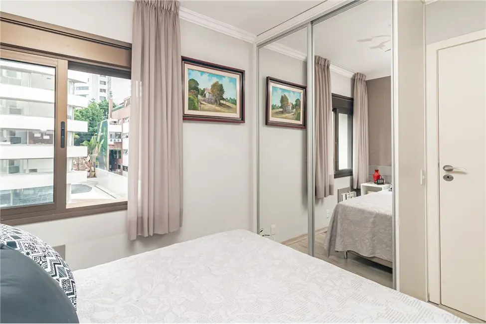 Apartamento com 3 quartos à venda, 104m2 em Bela Vista, Porto Alegre - RS - imagem 7 Foto 7 de Apartamento com 3 quartos à venda, 104m2 em Bela Vista, Porto Alegre - RS