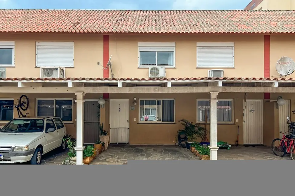 Foto 1 de Casa de Condomínio com 2 quartos à venda, 103m2 em Rio Branco, Canoas - RS