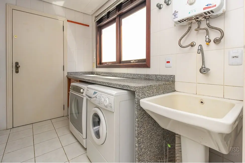 Foto 3 de Apartamento com 3 quartos à venda, 137m2 em Petrópolis, Porto Alegre - RS