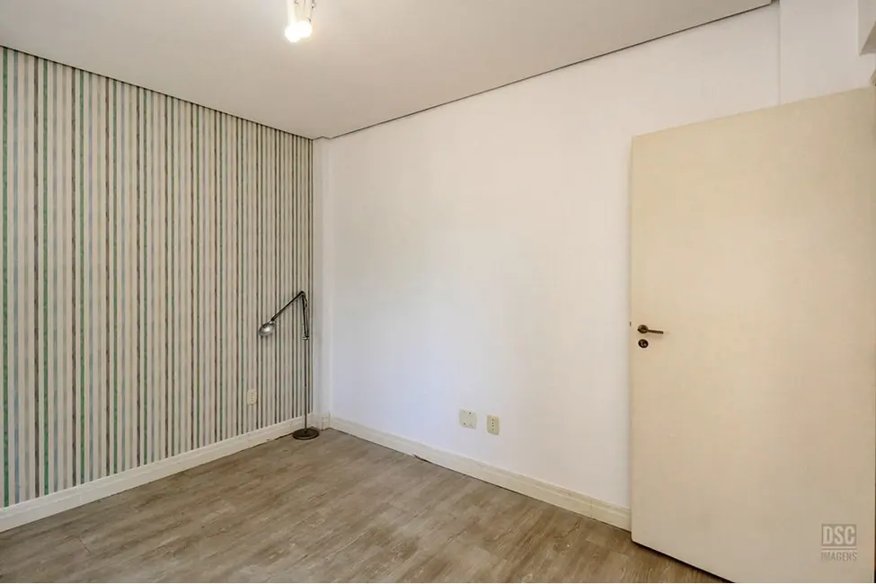 Foto 9 de Apartamento com 3 quartos à venda, 137m2 em Petrópolis, Porto Alegre - RS